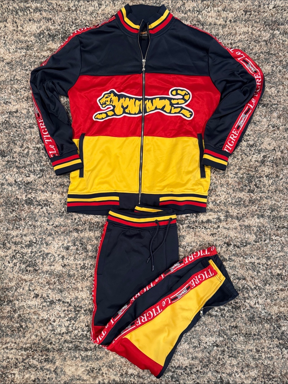 🔥 VINTAGE VIBES! Le Tigre Tri-Color Tracksuit Set (Jacket & Pants) 🐅